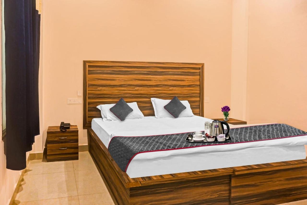 Sangam International Group Of Hotels Аллахабад Экстерьер фото