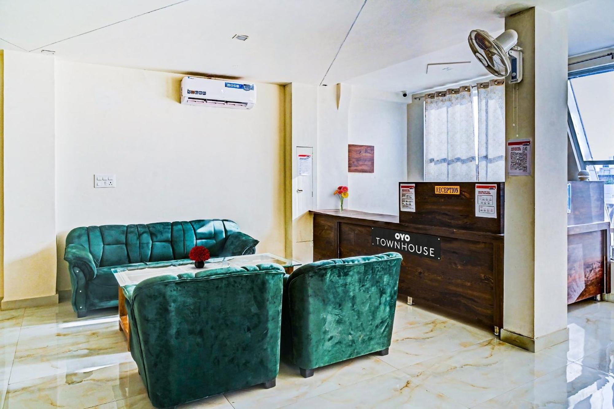 Sangam International Group Of Hotels Аллахабад Экстерьер фото